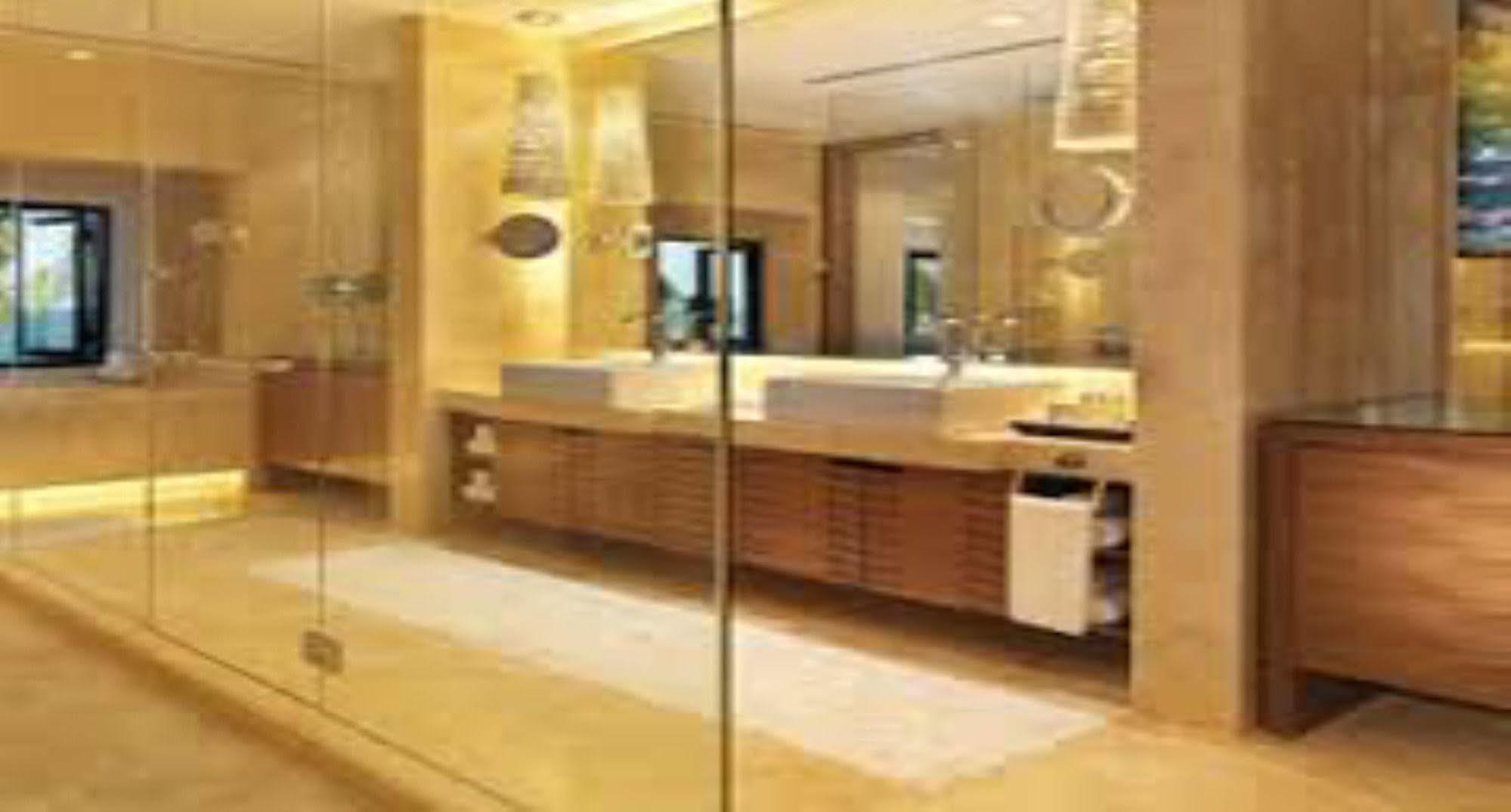 Hyatt Regency Kuantan Resort Kültér fotó A bathroom